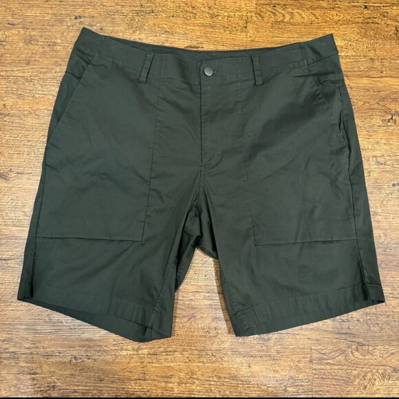 lululemon athletica Other - Lululemon Olive Green Weekender Performance‎ Casual Golf Chino Shorts Men's 38x9